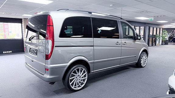 Mercedes-Benz Viano 4 of 22