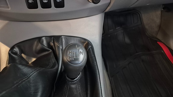 Toyota HiLux 15 of 20