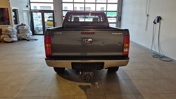 Toyota HiLux 18 of 20