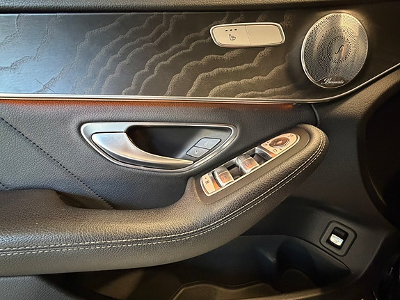 Mercedes-Benz C350 e 13 of 21