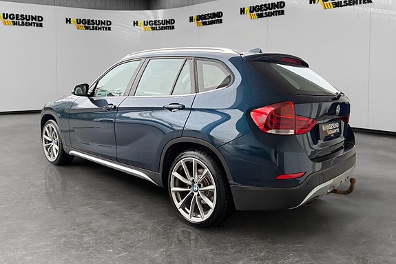 BMW X1 3 of 17