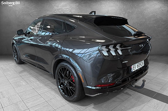 Ford Mustang Mach-E 4 of 30