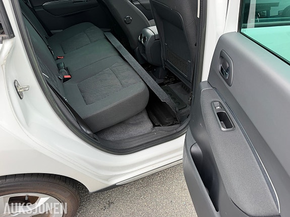 Peugeot 3008 24 of 30