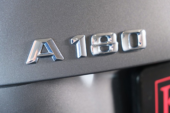 Mercedes-Benz A180 7 of 30