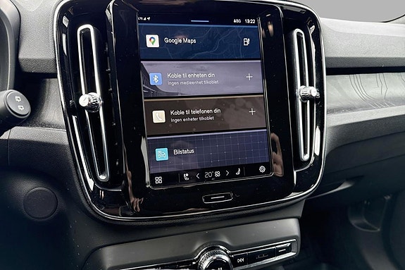 Volvo XC40 20 of 30