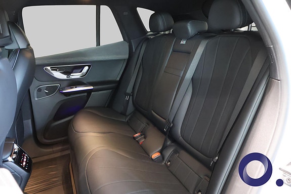 Mercedes-Benz EQE SUV 26 of 30