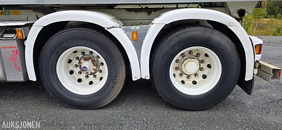 Scania R560 LA6X2HNB 12 of 30