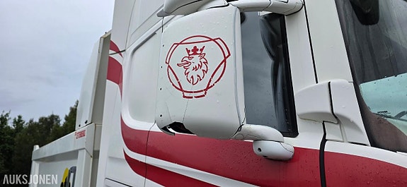 Scania R560 LA6X2HNB 17 of 30