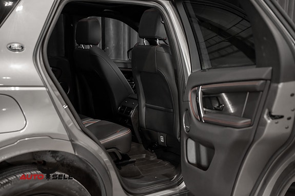 Land Rover Discovery Sport 19 of 30