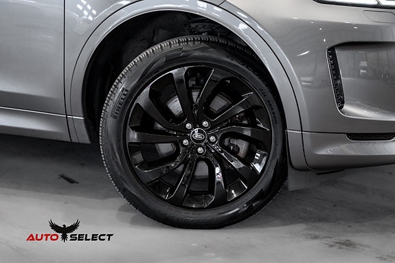 Land Rover Discovery Sport 3 of 30