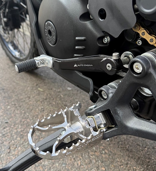 Royal Enfield Himalayan 9 of 22