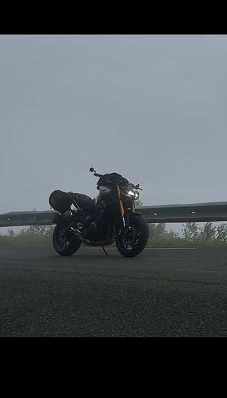 Yamaha MT-09 SP 4 of 6