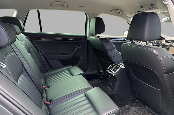 Skoda Superb 18 of 22
