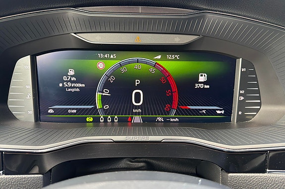 Skoda Superb 13 of 22