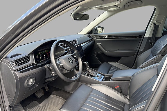 Skoda Superb 11 of 22