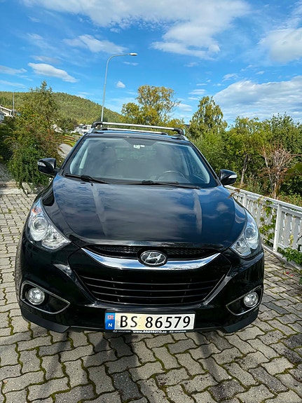 Hyundai ix35 3 of 6