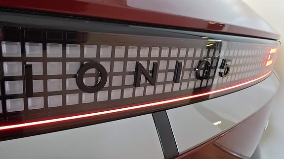 Hyundai Ioniq 5 8 of 30