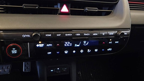 Hyundai Ioniq 5 27 of 30