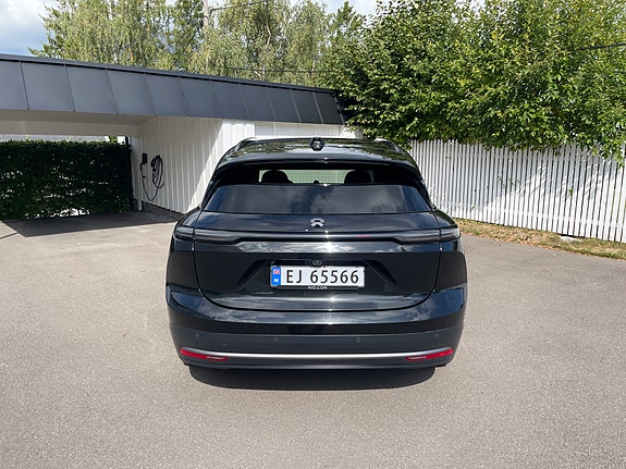 NIO EL6 4 of 26