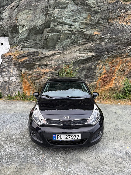 Kia Rio 5 of 5