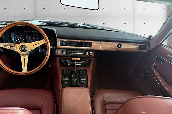 Jaguar XJS 11 of 21