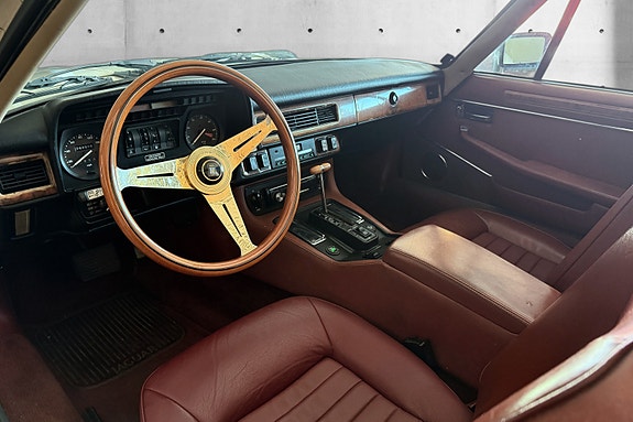 Jaguar XJS 9 of 21