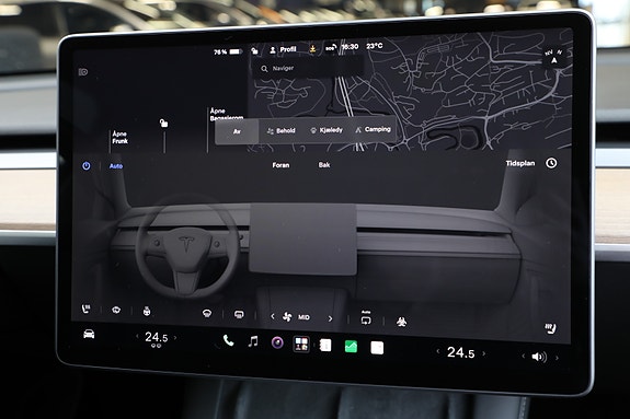 Tesla Model Y 23 of 29