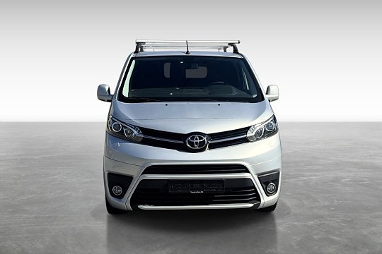 Toyota Proace 2 of 18