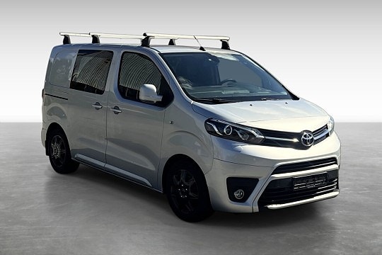 Toyota Proace 3 of 18