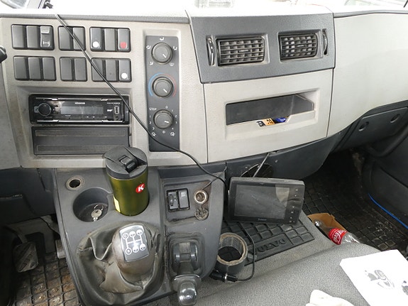Volvo Fl-240 19 of 28