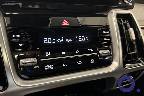 Kia Sorento 21 of 24