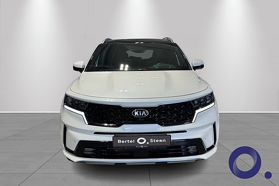 Kia Sorento 3 of 24