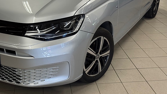 Volkswagen Caddy Maxi 2 of 30