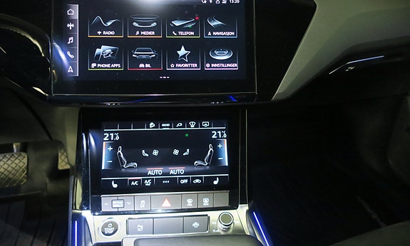 Audi Q8 e-tron 19 of 22