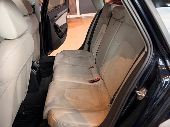 Audi A4 allroad 26 of 29