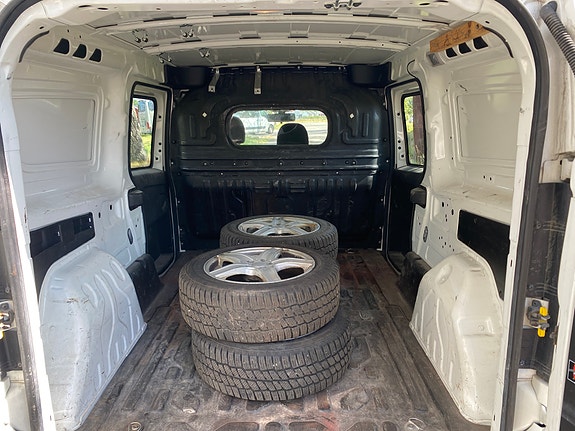 Fiat Doblo 9 of 13