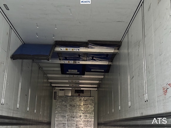 Schmitz Cargobull Skapsemi m/ Kjøl/frys aggregat og Bommer – Flere kan kjøpes! 20 of 21