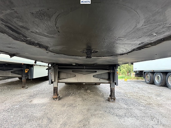 Schmitz Cargobull Skapsemi m/ Kjøl/frys aggregat og Bommer – Flere kan kjøpes! 6 of 21