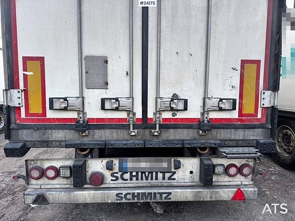 Schmitz Cargobull Skapsemi m/ Kjøl/frys aggregat og Bommer – Flere kan kjøpes! 14 of 21