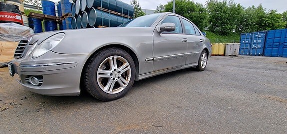 Mercedes-Benz E200 6 of 20