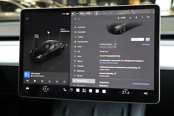 Tesla Model Y 26 of 30