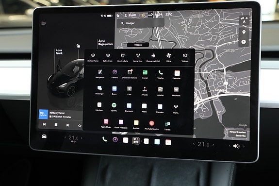 Tesla Model Y 24 of 30