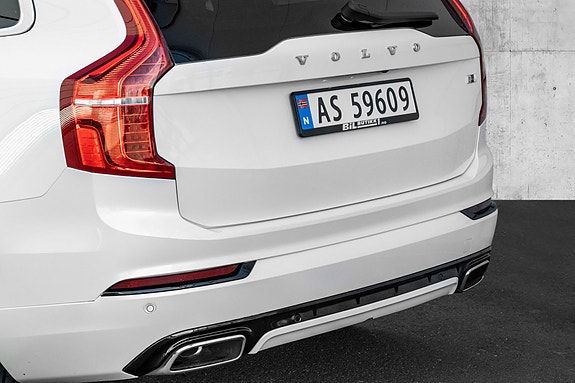 Volvo XC90 6 of 30