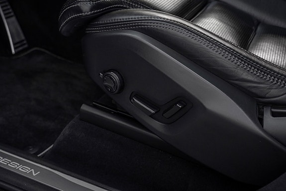 Volvo XC90 14 of 30