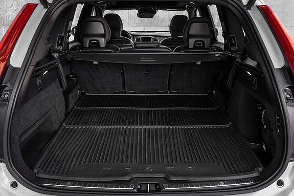 Volvo XC90 29 of 30