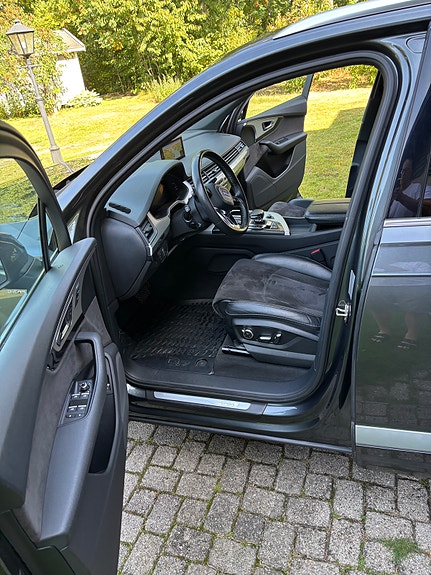 Audi Q7 21 of 25