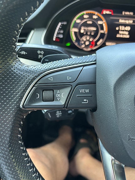 Audi Q7 12 of 25