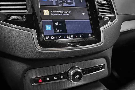 Volvo XC90 17 of 30