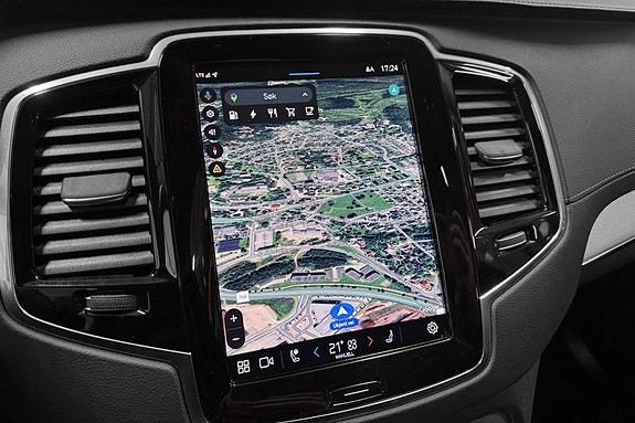 Volvo XC90 19 of 30