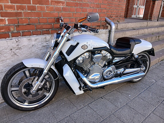 Harley-Davidson VRSCF V-Rod Muscle 4 of 10